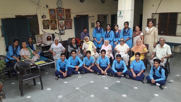 A visit to Swami Vivekananda Old Age Home